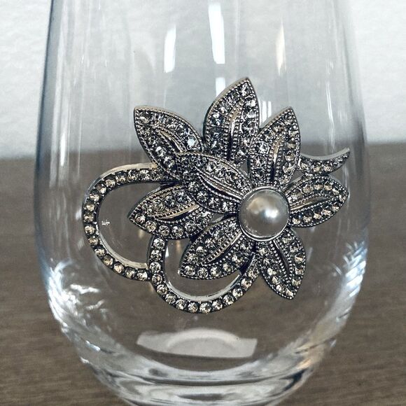 Silver Crystal Jeweled Stemless Wine Glass - Picture 2 of 3